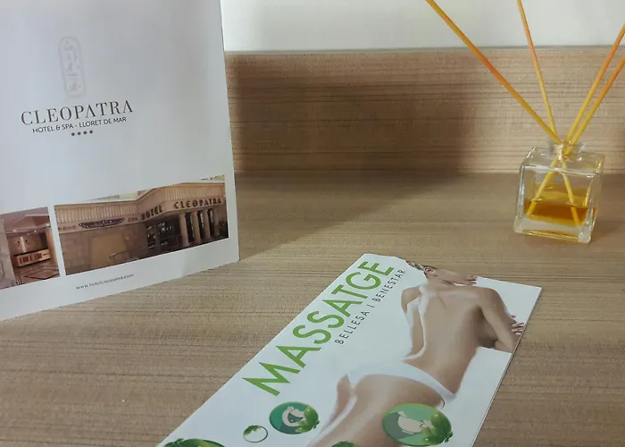 Cleopatra Λορέτ Ντε Μαρ