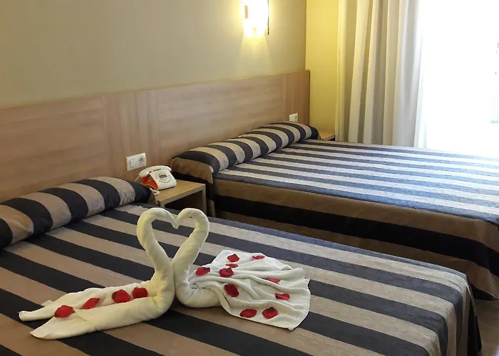 Cleopatra Λορέτ Ντε Μαρ