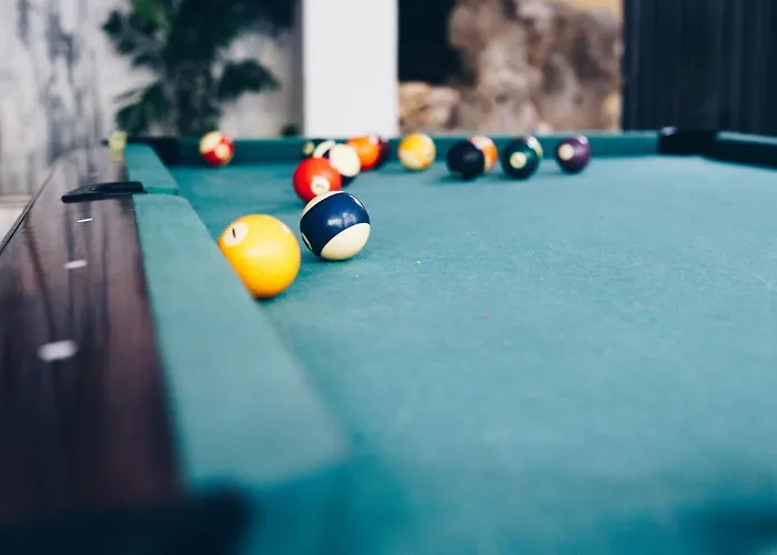 Cleopatra Λορέτ Ντε Μαρ