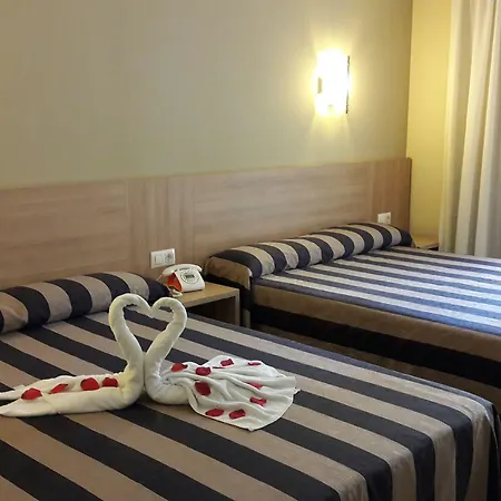 Cleopatra Otel Lloret de Mar