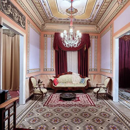 Hotel Cleopatra