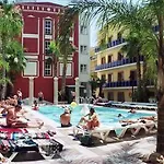 Hotel Cleopatra 4*